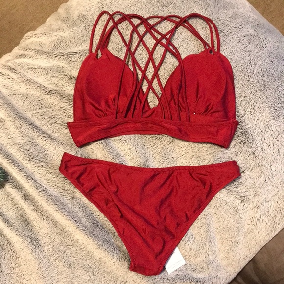 CUPSHE get strappy red bikini size medium NWT - Picture 4 of 9